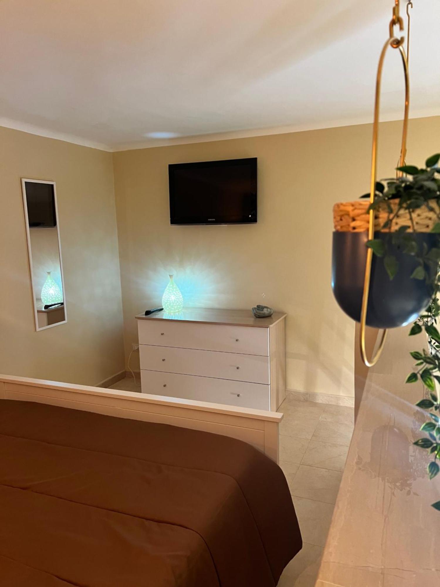 Piazzetta 42 Holiday Room Trani Eksteriør billede